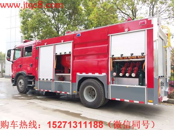 �������ָɷ�ˮ(li��n)������܇(ch��)ԓ܇(ch��)�O(sh��)��һ��(g��)�ɷ۹޼�һ��(g��)ˮ�ޣ���픶˰��bһ�T(m��n)�ɷ��ں�һ�T(m��n)ˮ�����ɷ�ϵ�y(t��ng)����һ��(g��)�ɷ۾��P(p��n)��һ��(g��)��?d��)�ƿ�ܣ��b��6��(g��)40�����ƿ������3��(g��)����õ�?d��)�ƿ����һ�׹�·ϵ�y(t��ng)��